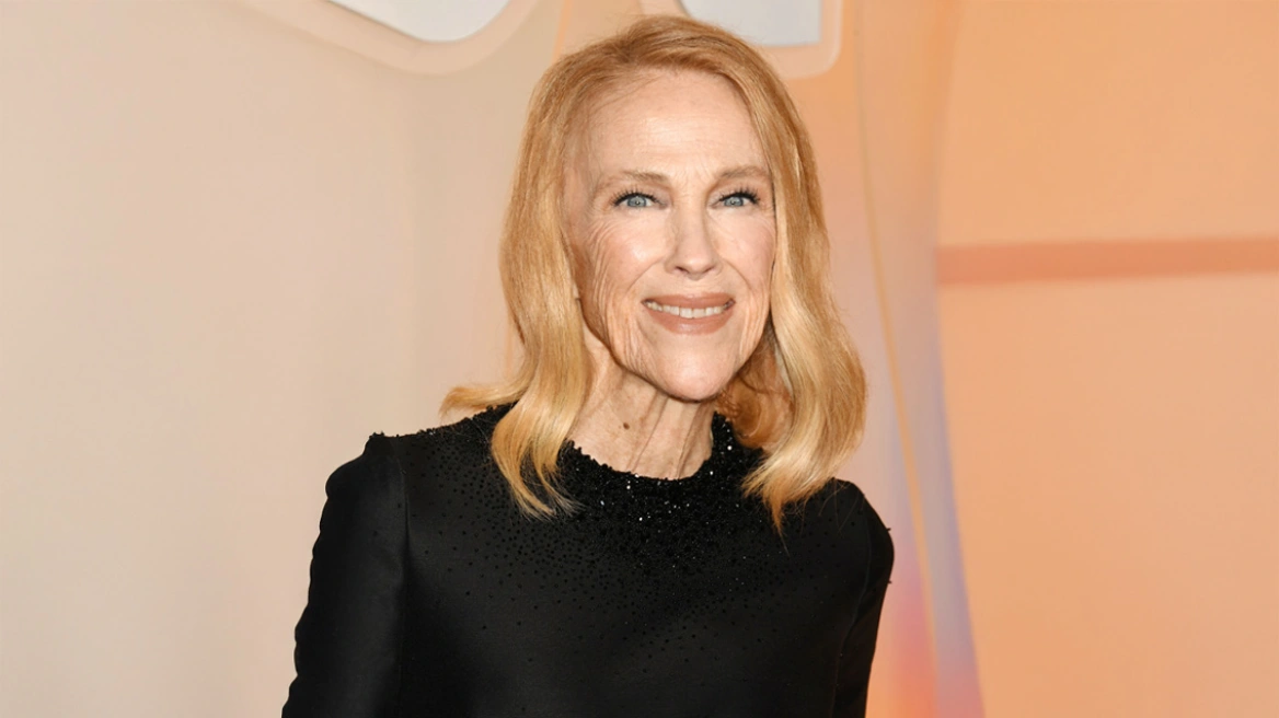 "Κάθριν Ο' Χάρα: Φίλοι και οικογένεια αποχαιρέτισαν την ηθοποιό, ο σύζυγός της παρέλαβε την τέφρα της"