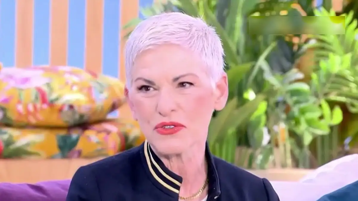 Ελένη Ψυχούλη: «Στην εγκυμοσύνη έτρωγα μόνο μαρούλια και αστακούς – τότε είχαμε λεφτά»