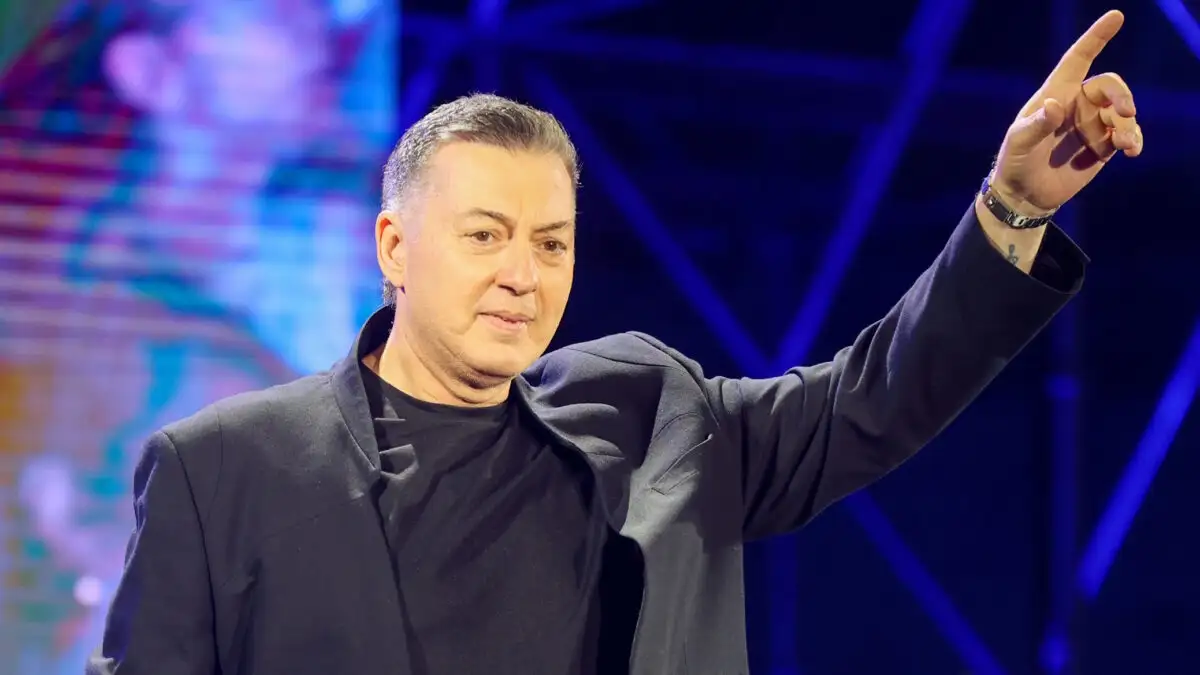 Νίκος Μακρόπουλος: Στο νοσοκομείο με πνευμονία – «Ευτυχώς είναι καλύτερα» αποκάλυψε η Σταματίνα Τσιμτσιλή Νίκος Μακρόπουλος: Στο νοσοκομείο με πνευμονία – «Ευτυχώς είναι καλύτερα» αποκάλυψε η Σταματίνα Τσιμτσιλή