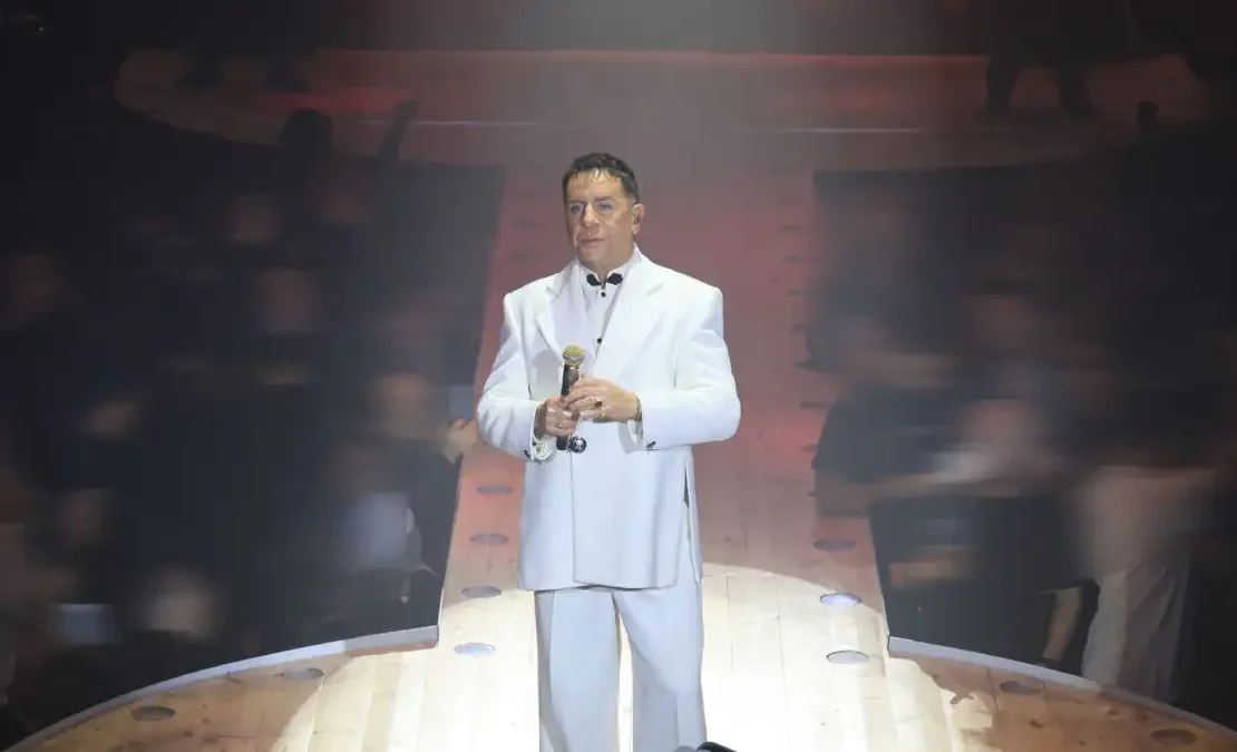 Ανησυχία για τον Γιώργο Μαζωνάκη – Εσπευσμένη νοσηλεία μετά από υψηλό πυρετό και έντονους πόνους