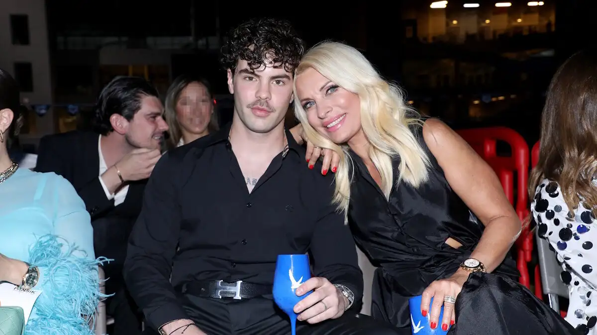 Άγγελος Λάτσιος: Η τρυφερή φωτογραφία με την αδελφή του Λάουρα και οι δημόσιες ευχές για τα γενέθλιά της