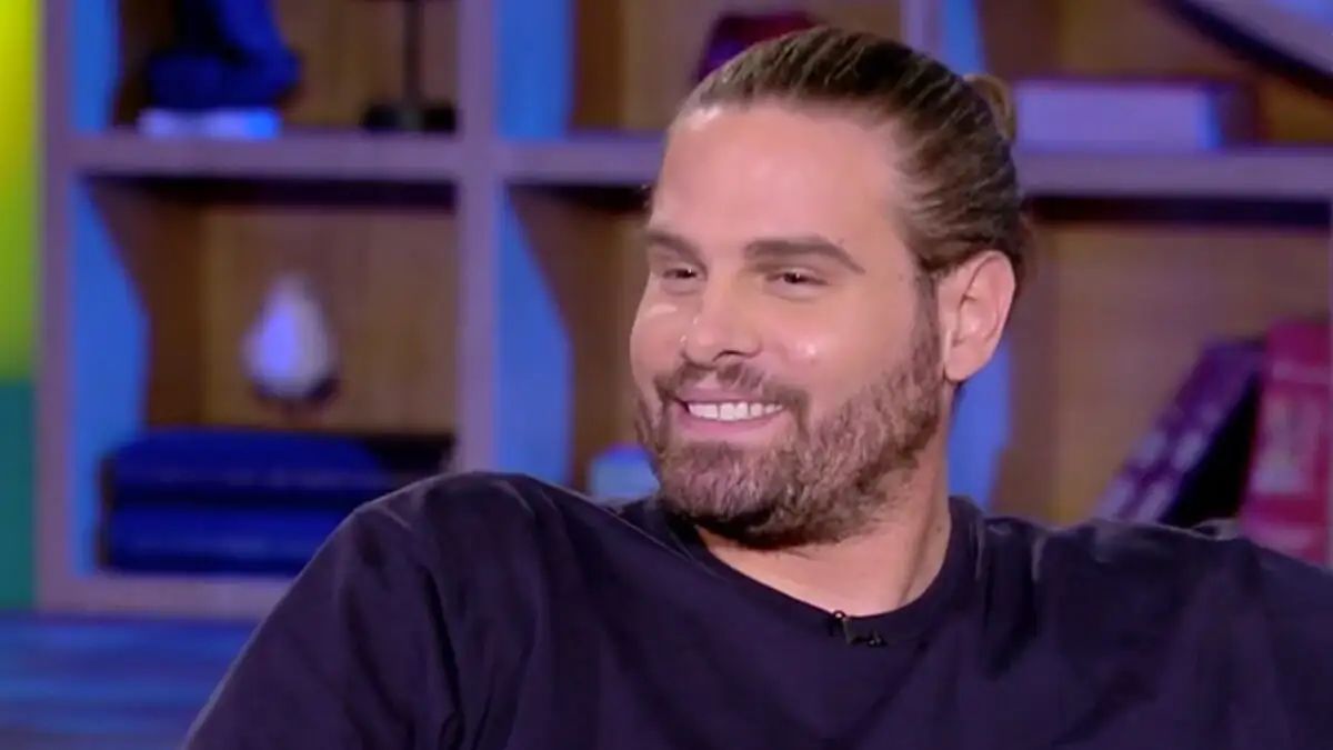 Γιώργος Μπόγρης: Δηλώσεις για τηλεοπτικά πρόσωπα – Αναφορές σε Αρναούτογλου και Λιάγκα Γιώργος Μπόγρης: Δηλώσεις για τηλεοπτικά πρόσωπα – Αναφορές σε Αρναούτογλου και Λιάγκα