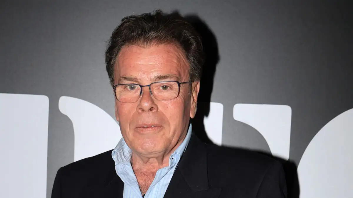 Δημήτρης Παπανώτας και Νίκος Συρίγος αντάλλαξαν φαρμακερές ατάκες: «Θέλω να τραβήξω το καζανάκι», «Αυτό είναι ντροπή»