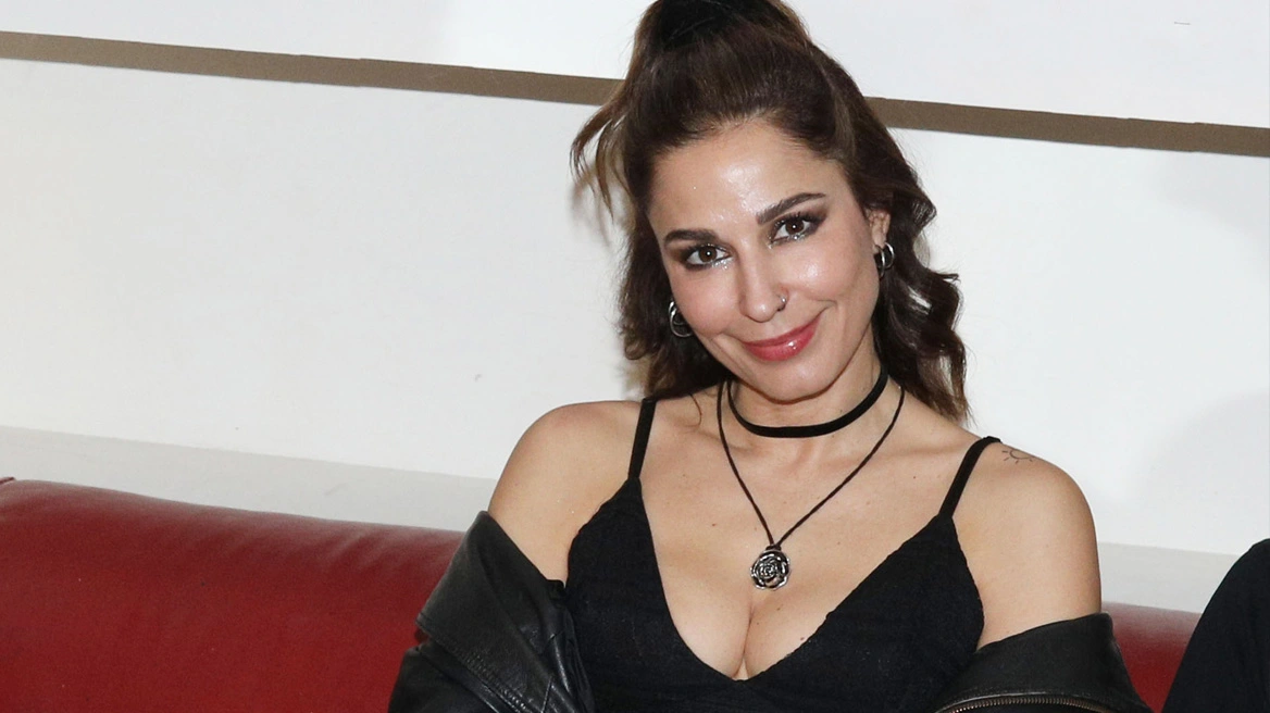 Κατερίνα Παπουτσάκη για τον ρόλο της ως Αλίκη Βουγιουκλάκη: «Έγινα πασίγνωστη μέσω της σειράς, αλλά δεν με ενδιέφερε καθόλου»