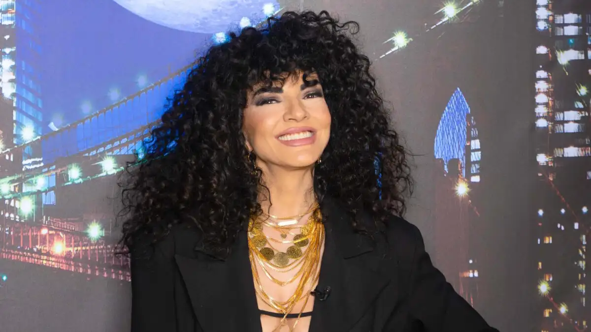 Μαρία Σολωμού: «Απευθύνομαι σε ανθρώπους που έχουν μεγαλώσει αλλιώς… ή είναι μαλ@@ες»