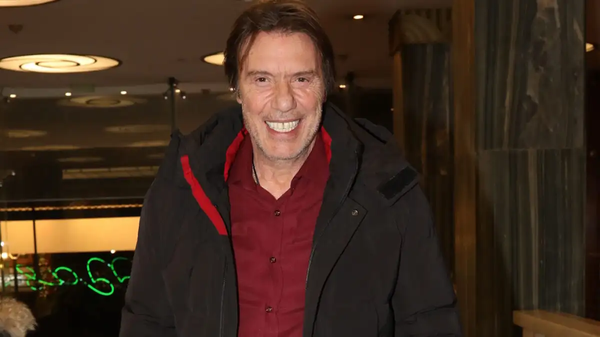 «Στράτος Τζώρτζογλου: Η νέα εξομολόγηση για τον χωρισμό του, η Αμερική και τα δάκρυα του Γιώργου Λιάγκα»