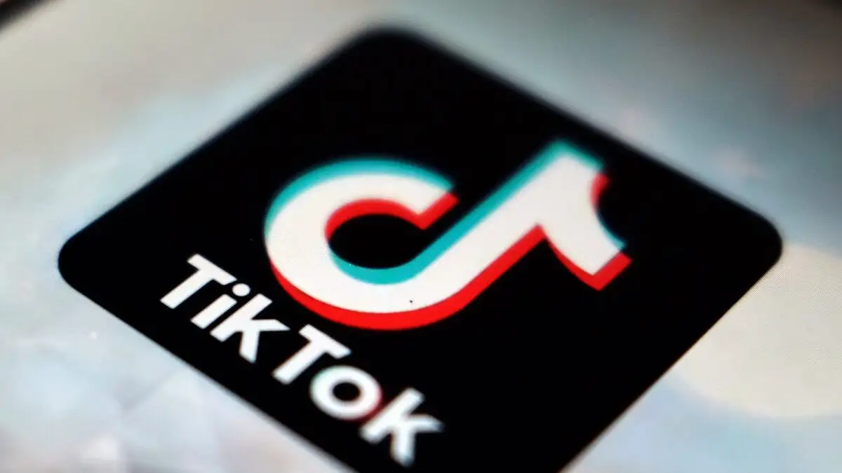 Ευρωπαϊκή Επιτροπή κατά TikTok: Κατηγορείται για εθιστικό σχεδιασμό που βλάπτει κυρίως παιδιά