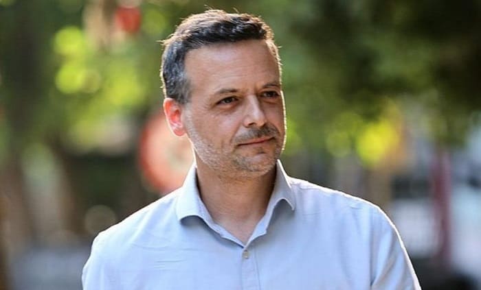 Επίδειξη ισχύος από τον Δούκα, «δεν είμαι φευγάτος από το ΠΑΣΟΚ» διαμήνυσε μαζί με 800 στελέχη – του Σωτήρη Μπολάκη