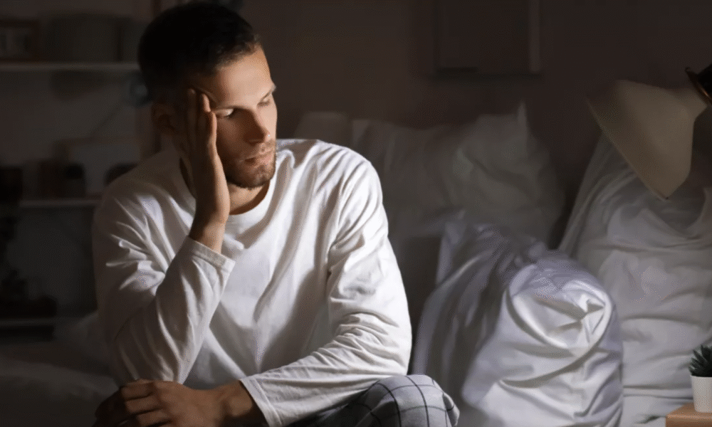 Δυσκολεύεστε να ξανακοιμηθείτε τη νύχτα; Νευροεπιστήμονας προτείνει 3 αποτελεσματικούς τρόπους