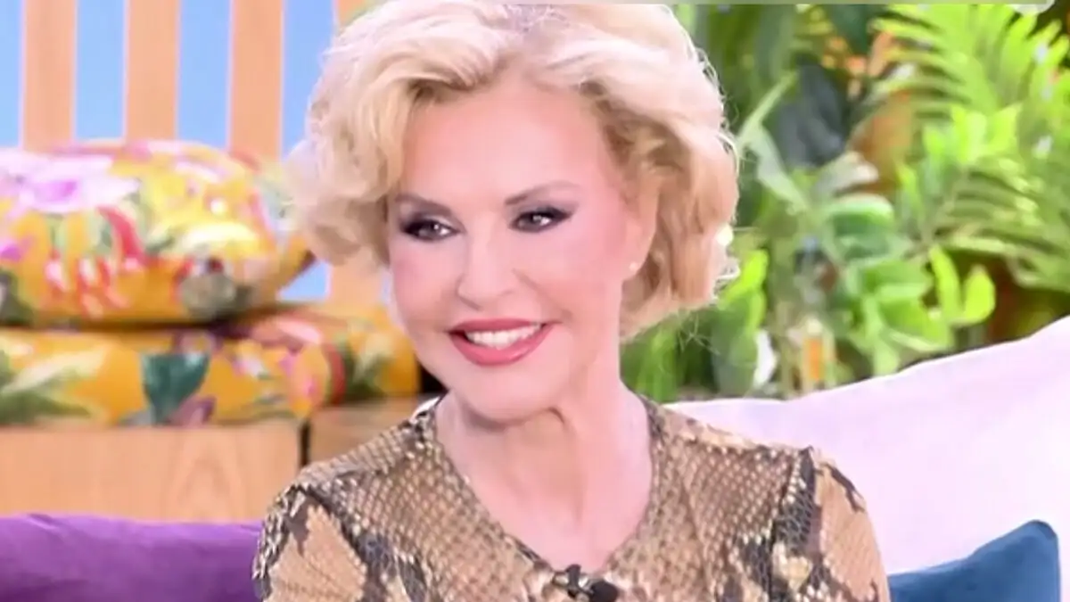 Αλεξάνδρα Παλαιολόγου: «Έμεινα έγκυος μετά τα 40, αλλά είχα μία παλίνδρομη κύηση» Αλεξάνδρα Παλαιολόγου: «Έμεινα έγκυος μετά τα 40, αλλά είχα μία παλίνδρομη κύηση»