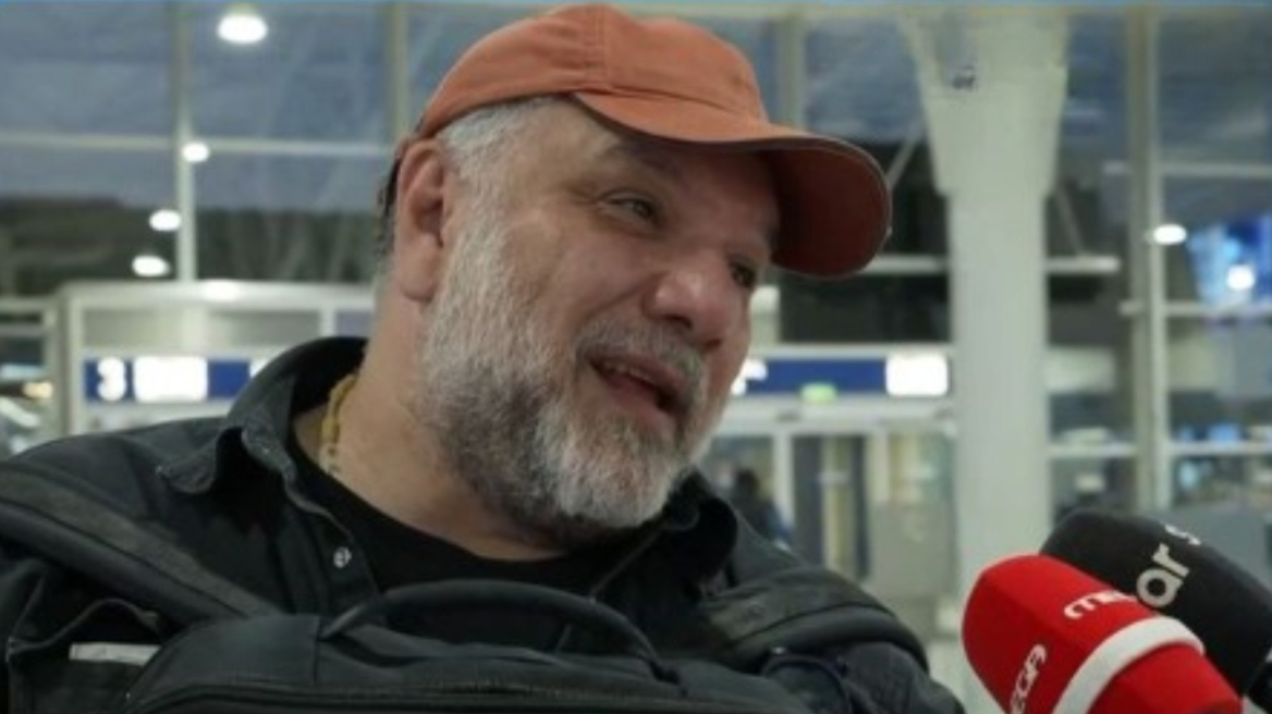 Συγκινεί ο Γρηγόρης Αρναούτογλου: «Θα ήθελα να πάρω ένα τηλέφωνο τη μαμά μου»