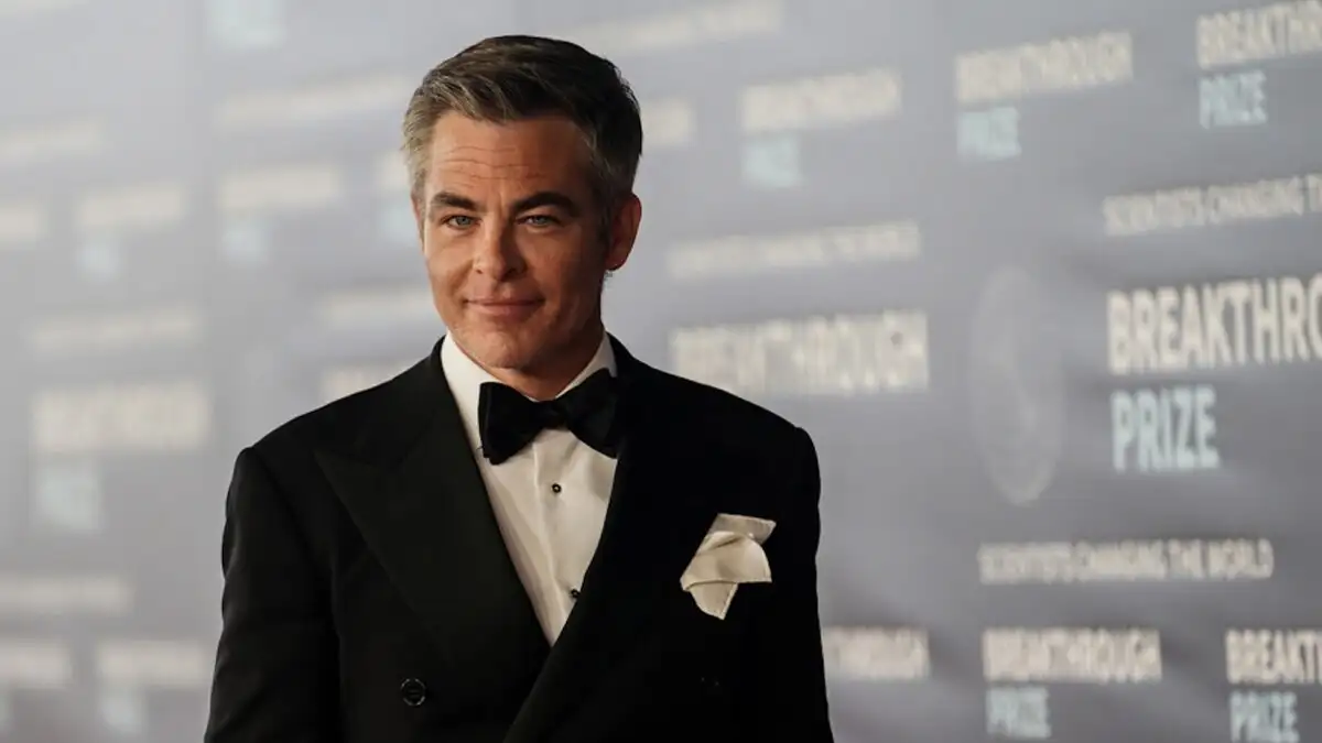 Σε συζητήσεις για τη ρομαντική κομεντί The Catch ο Κρις Πάιν – Συμπρωταγωνίστρια η Έμμα Στόουν