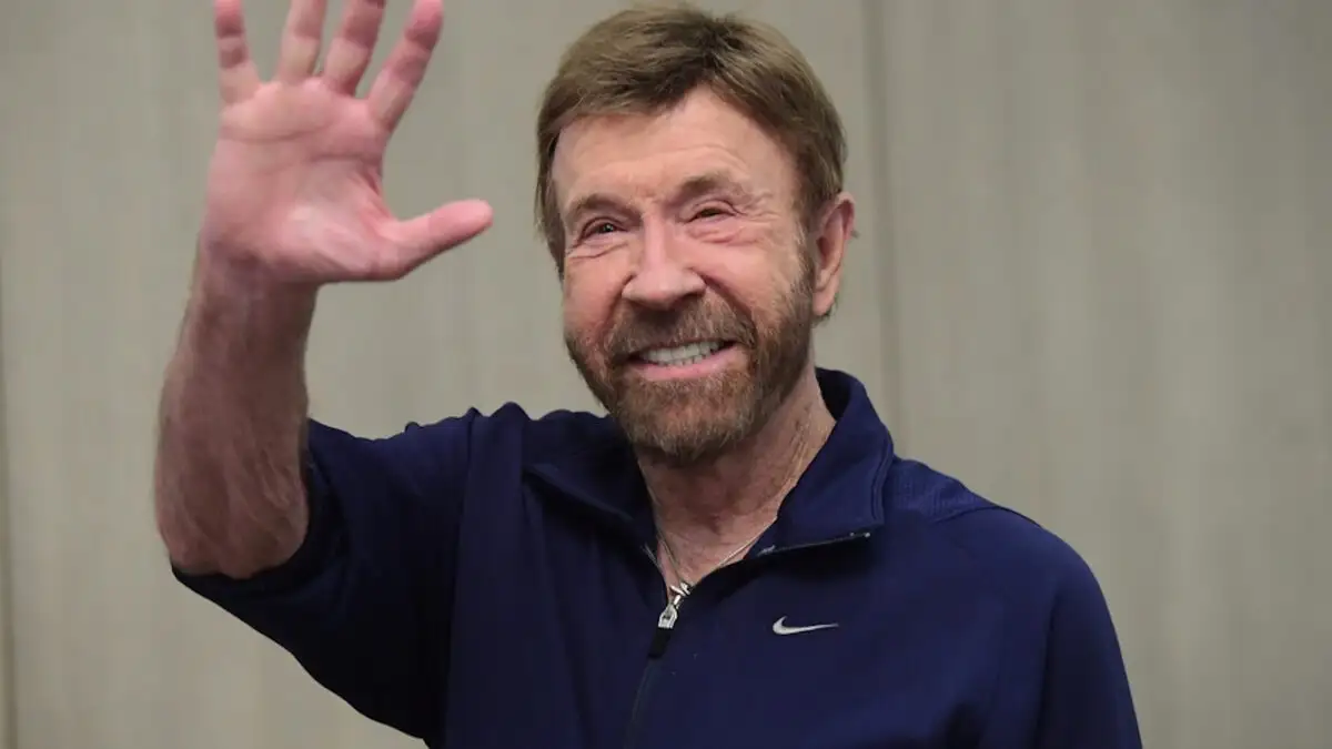 Τσακ Νόρις: Η λαμπρή καριέρα ως κομάντο του κινηματογράφου, οι πολεμικές τέχνες και τα επικά ανέκδοτα