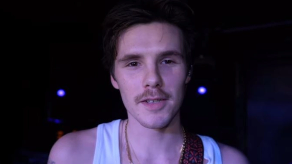 Ο Κρουζ Μπέκαμ ξεκινά περιοδεία στις ΗΠΑ και τον Καναδά με την μπάντα του Ο Κρουζ Μπέκαμ ξεκινά περιοδεία στις ΗΠΑ και τον Καναδά με την μπάντα του