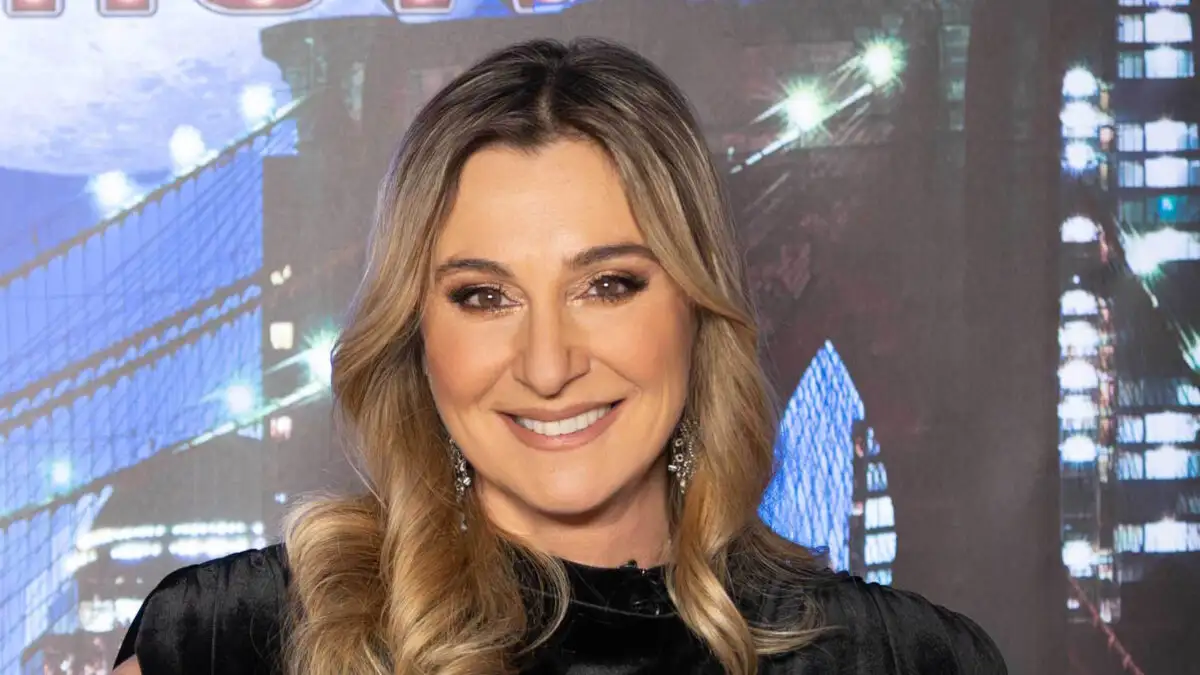 Γιολάντα Διαμαντή: «Έγινα ερωτική μετανάστρια στη Λευκάδα – Έχω κλάψει πολύ» Γιολάντα Διαμαντή: «Έγινα ερωτική μετανάστρια στη Λευκάδα – Έχω κλάψει πολύ»