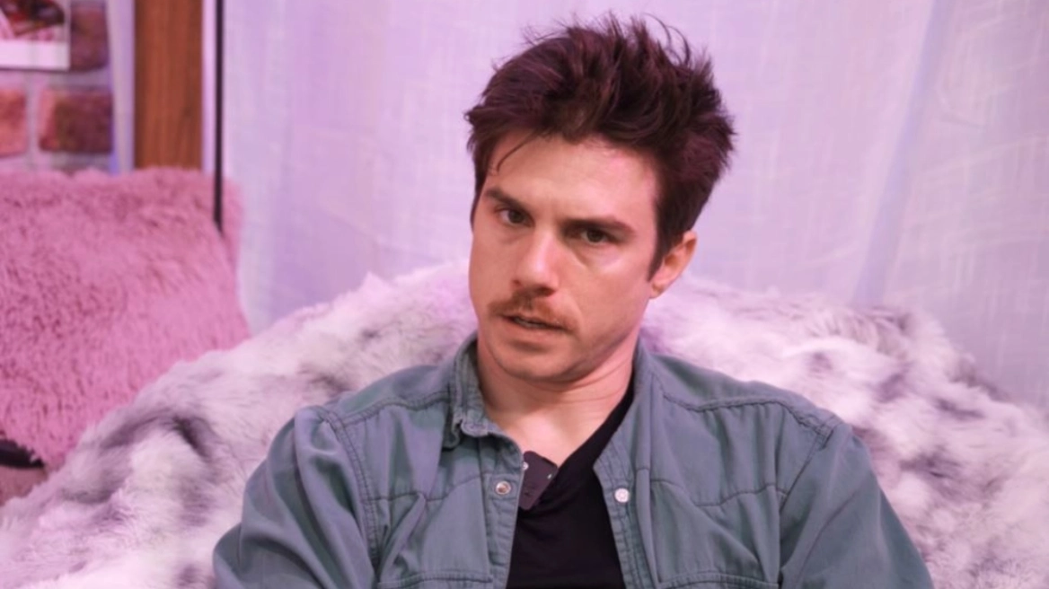 Δημήτρης Κίτσος για τη «Μεγάλη Χίμαιρα»: «Δεν είναι θέμα πουριτανισμού όσοι δεν ενθουσιάστηκαν από τις ερωτικές σκηνές»