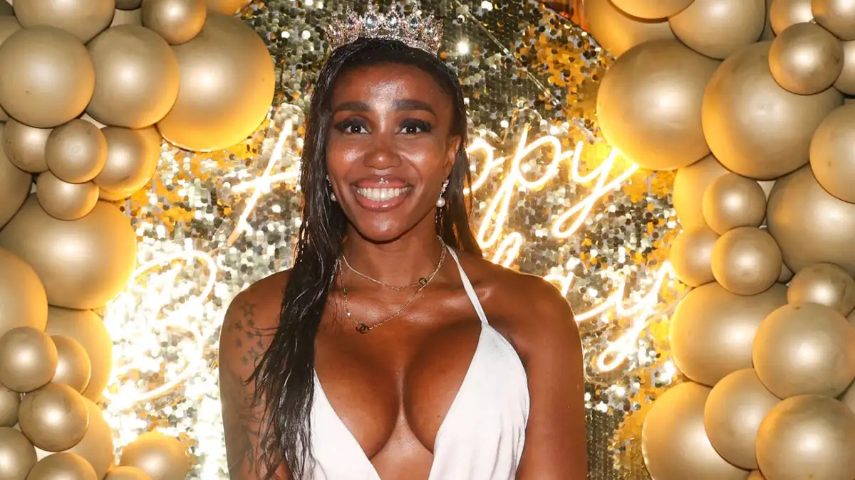 Στο νοσοκομείο η Ελίζαμπεθ Ελέτσι: «Μια απλή εξέταση κατέληξε σε νοσηλεία»