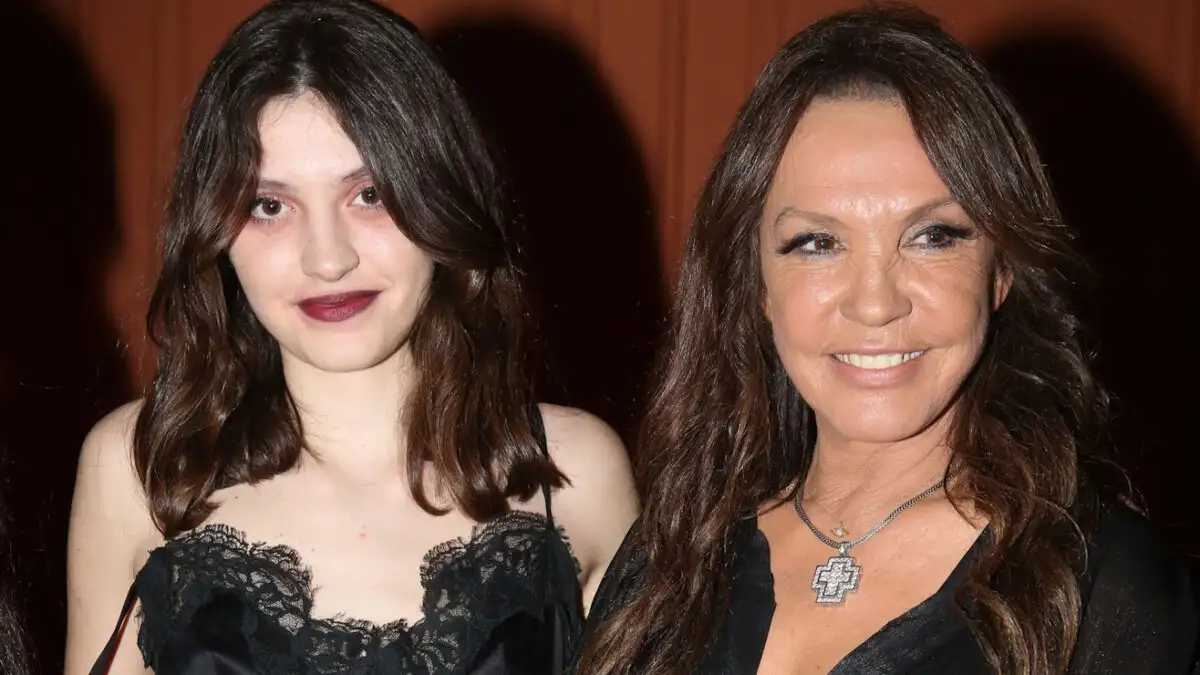 Βάνα Μπάρμπα: «Δεν έχω απογαλακτιστεί από την κόρη μου»