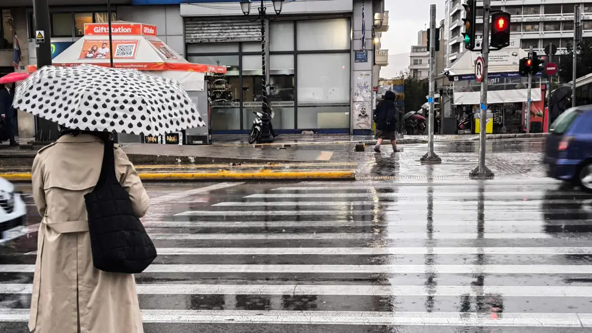 Άστατος ο καιρός σήμερα – Καταιγίδες στο Ιόνιο και βροχές σε πολλές περιοχές