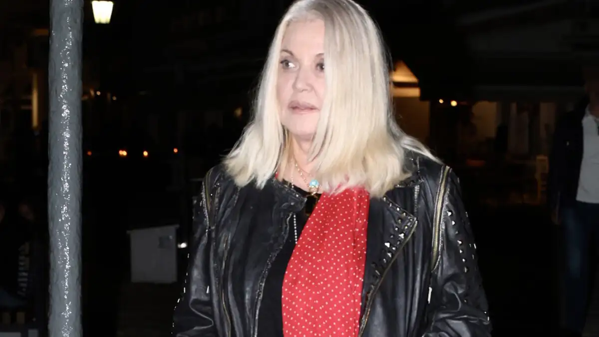 Ρούλα Κορομηλά: «Αισθάνομαι άβολα όταν διακόπτονται συνεχώς οι πολεμικοί ανταποκριτές on air»