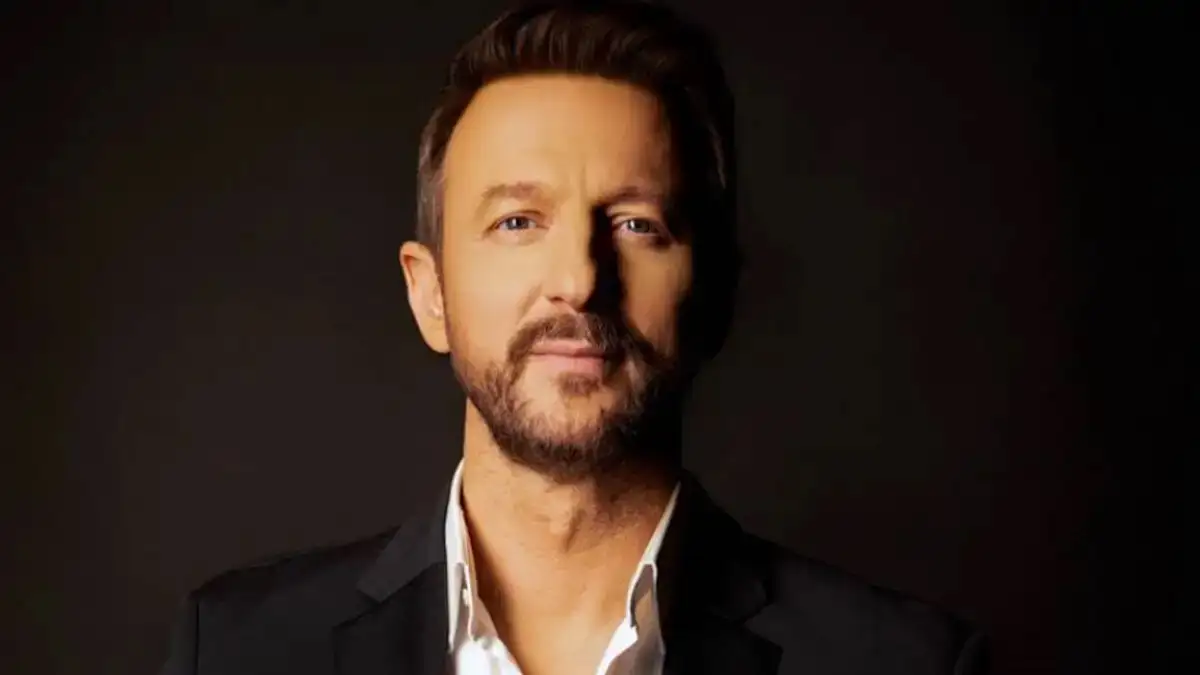 Κώστας Καραφώτης: Συγκινητική εξομολόγηση για τη σύζυγό του και τη νεογέννητη κόρη τους