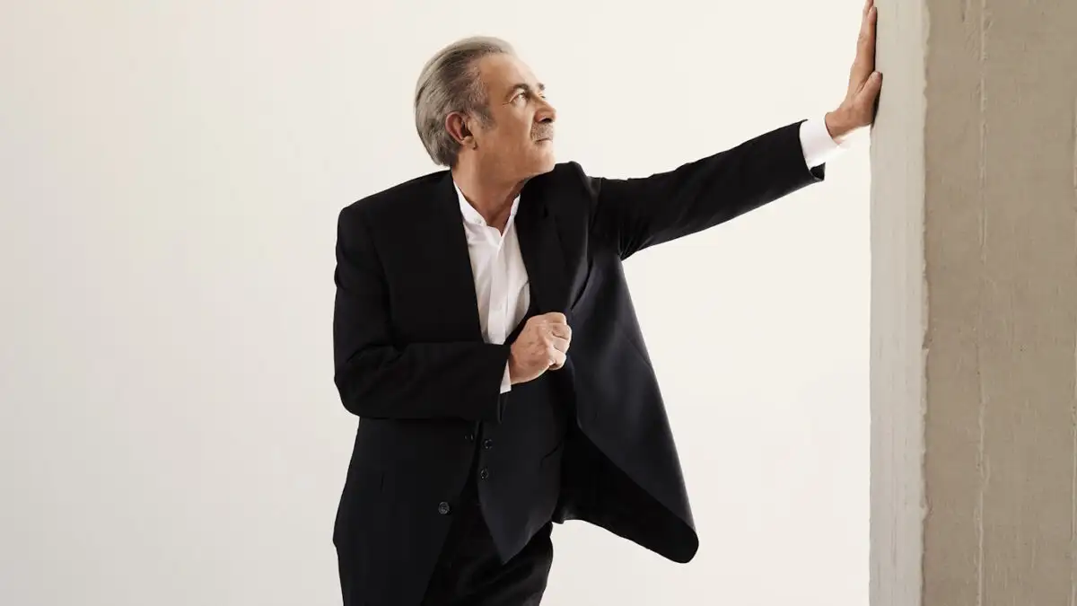 Λάκης Λαζόπουλος στο Mega απόψε με καλεσμένο τον Γιάννης Κότσιρας