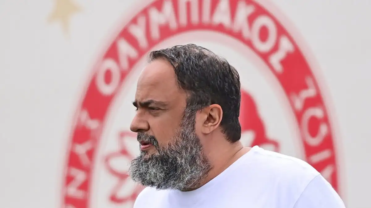 Ο Ολυμπιακός και ο Βαγγέλης Μαρινάκης αποχαιρετούν τη Μαρινέλλα