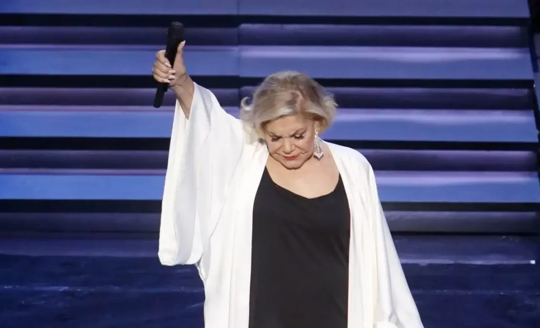 Η οικογένεια της Μαρινέλλας ανακοινώνει τον θάνατό της