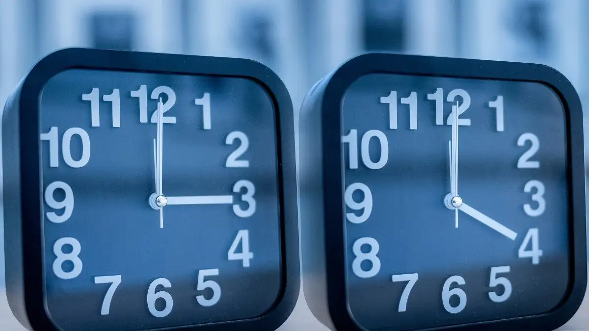 Αλλαγή ώρας 2026: Την Κυριακή 29 Μαρτίου χάνουμε μία ώρα ύπνου