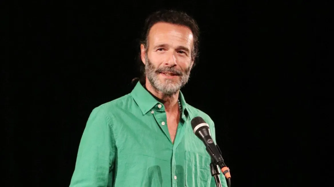 Ο Θανάσης Ευθυμιάδης απαντά: «Δεν ζω εναλλακτικά — ζω όπως θα έπρεπε όλοι