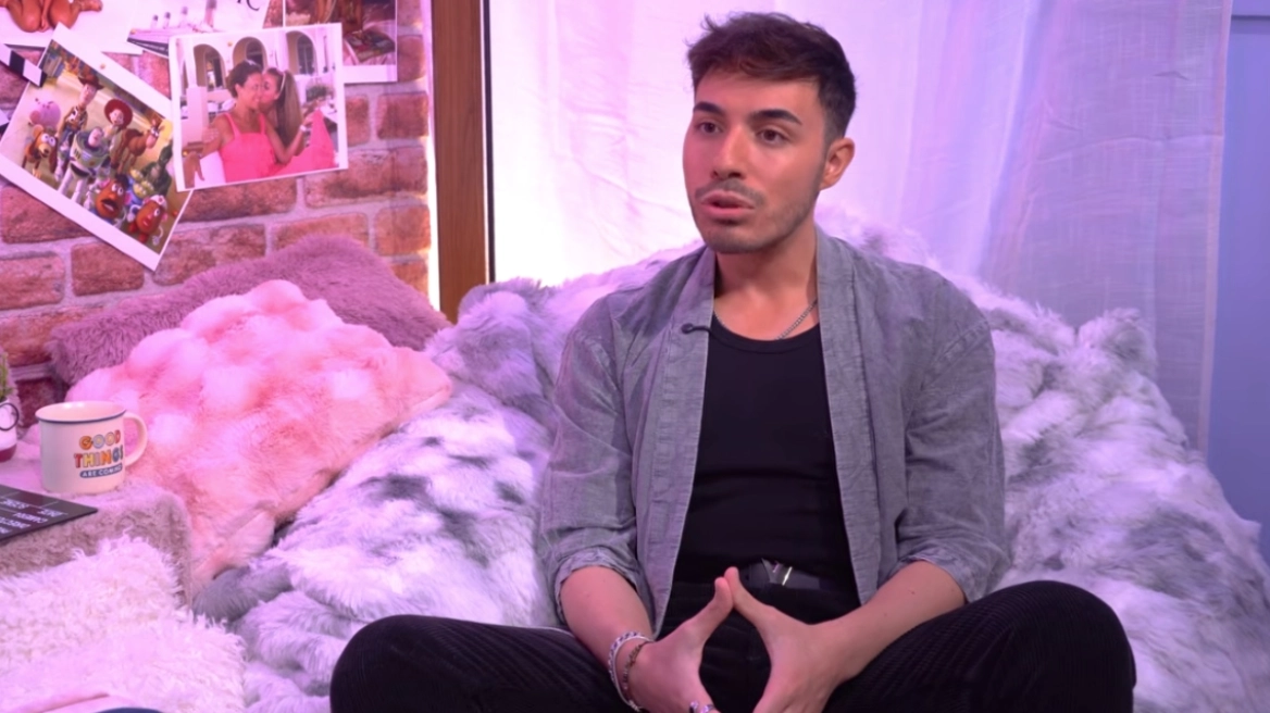 Ο Βασίλης Λαζαρίδης ξεκαθαρίζει: «Έχω βάλει στην μαύρη λίστα την οικογένεια του πατέρα μου»