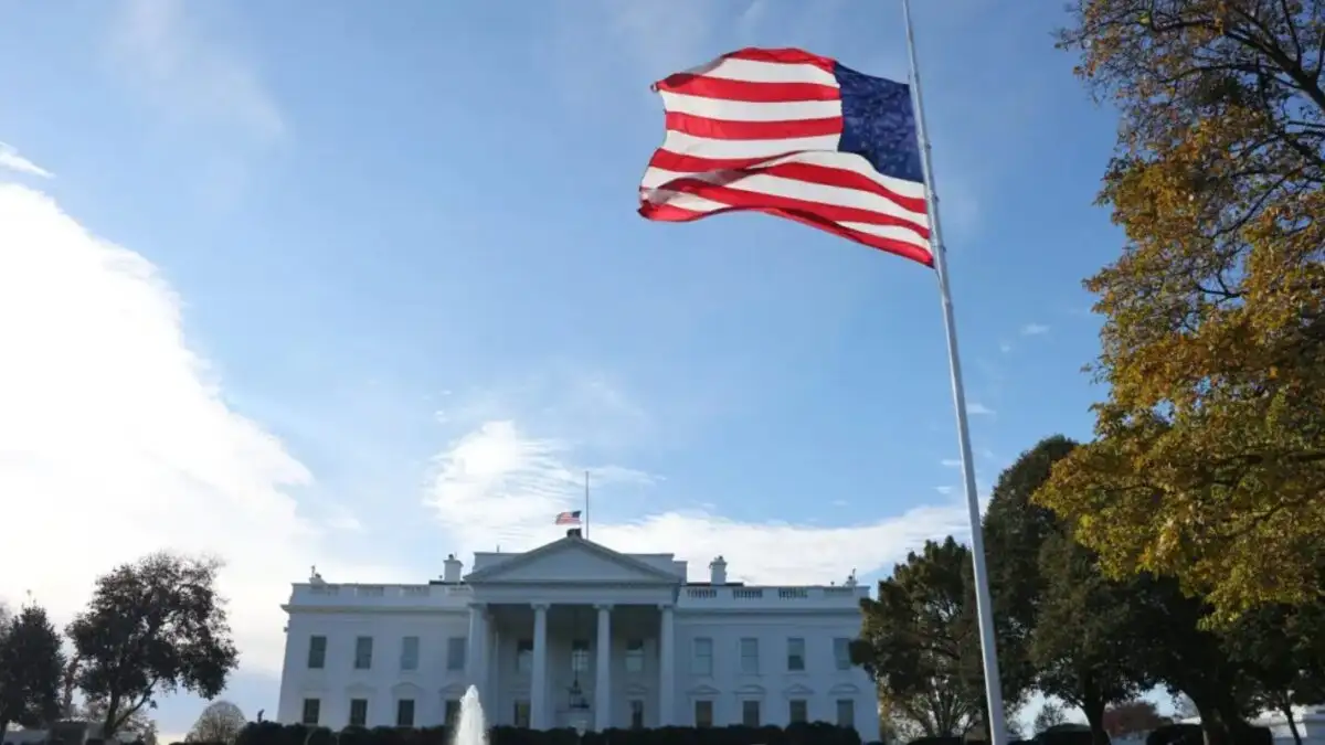 Λευκός Οίκος: Μυστήριο με βίντεο που «ανέβηκαν κατά λάθος» για πιθανό πυρηνικό πλήγμα στο Ιράν