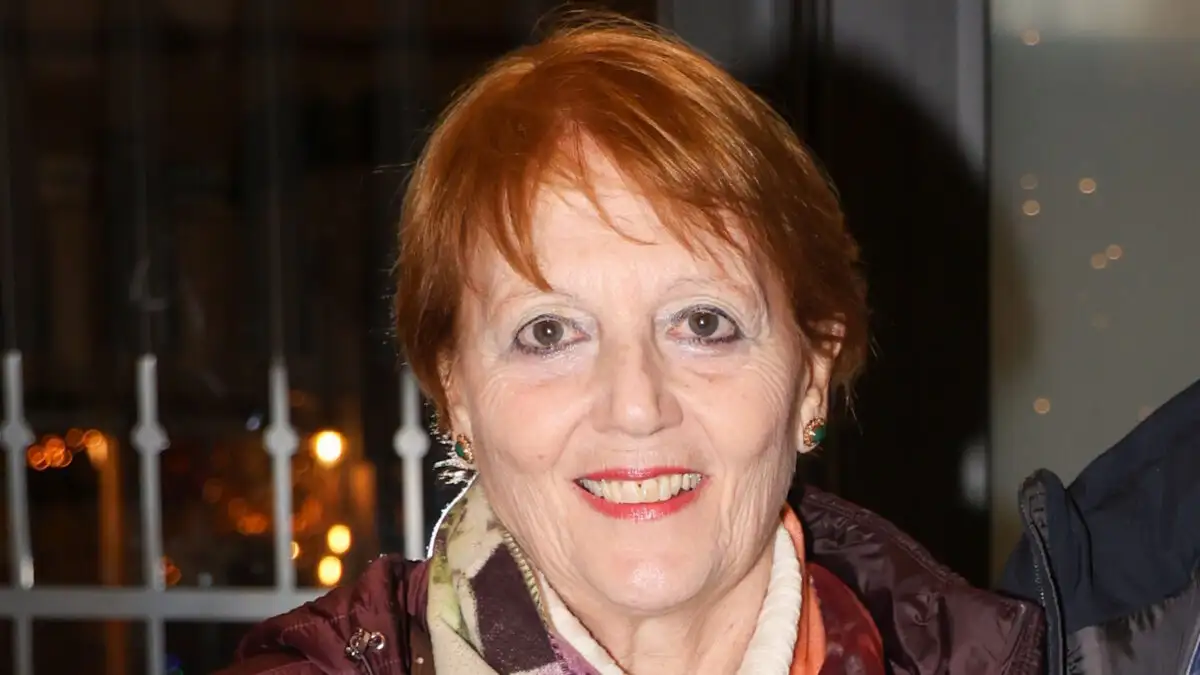 Η Κατερίνα Ζαμπέτα μιλά για τη Μαρινέλλα και το «Σταλιά – Σταλιά»: «Τον έπιασε συμφόρηση τον πατέρα μου»