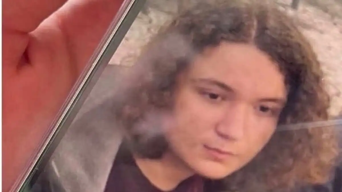 Τουρκία: Πατέρας 14χρονου δράστη μακελειού καταθέτει – «Δικά μου τα όπλα, τα πήρε από το σπίτι» Τουρκία: Πατέρας 14χρονου δράστη μακελειού καταθέτει – «Δικά μου τα όπλα, τα πήρε από το σπίτι»