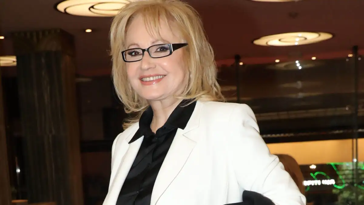 Αγγελική Νικολούλη: Στο τραπέζι η μεταφορά των βιβλίων της στην τηλεόραση