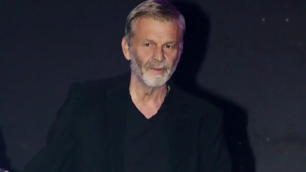 Απόστολος Γκλέτσος: «Στον καθρέφτη βλέπω έναν γέρο»