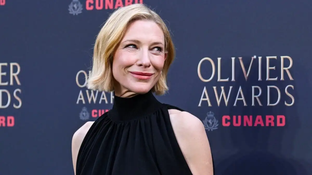 Κέιτ Μπλάνσετ: Αντέδρασε σε επίμονο φωτογράφο – Του ύψωσε το δάχτυλο Κέιτ Μπλάνσετ: Αντέδρασε σε επίμονο φωτογράφο – Του ύψωσε το δάχτυλο