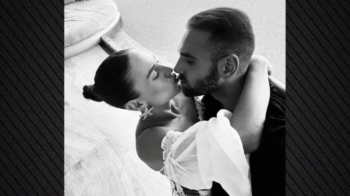 Φιλί και συναισθήματα: Η Κατερίνα Δαλάκα και ο σύντροφός της μοιράζονται μια τρυφερή στιγμή"