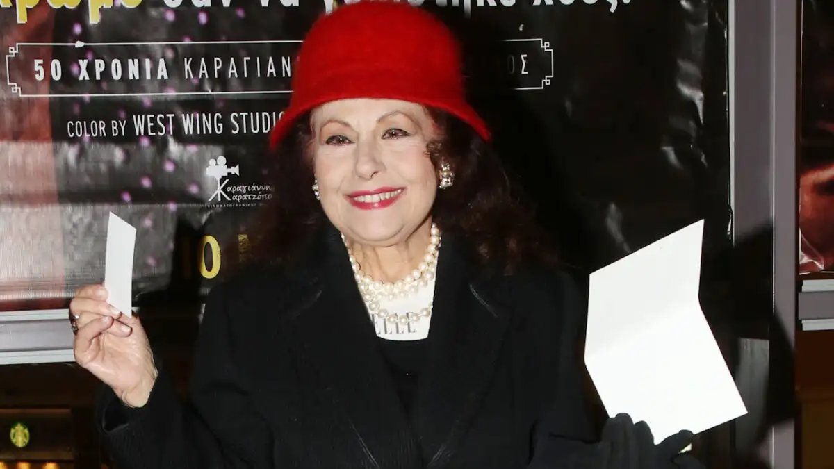 Η Ελένη Ανουσάκη αποκαλύπτει το πρόβλημα υγείας της: «Δύο μέρες ήμουν συνδεδεμένη με μηχανήματα»