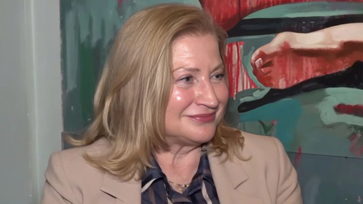 Ελένη Κρίτα: «Μετά την απώλεια της νύφης μου, με την εγγονή μου είμαστε σαν μητέρα και κόρη»