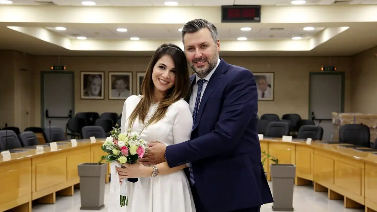 Γιάννης Καλλιάνος: «Σταμάτησε η καρδούλα του» – Η συγκλονιστική εξομολόγηση για την απώλεια του παιδιού τους