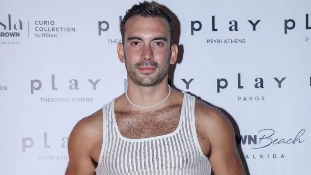 Ιάσονας Μανδηλάς: Η συγκινητική αντίδραση του πατέρα του στην πρόταση γάμου