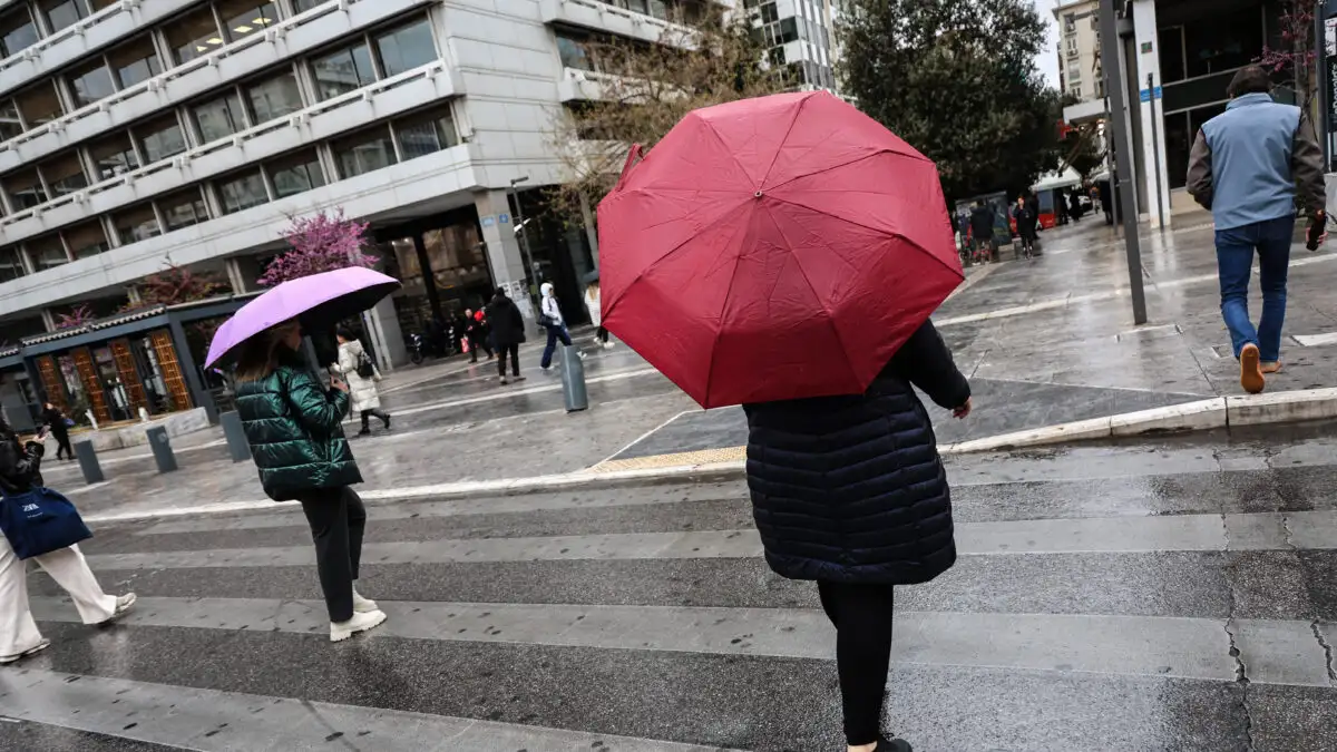 Καιρός σήμερα: Βροχές και καταιγίδες φέρνουν πτώση της θερμοκρασίας