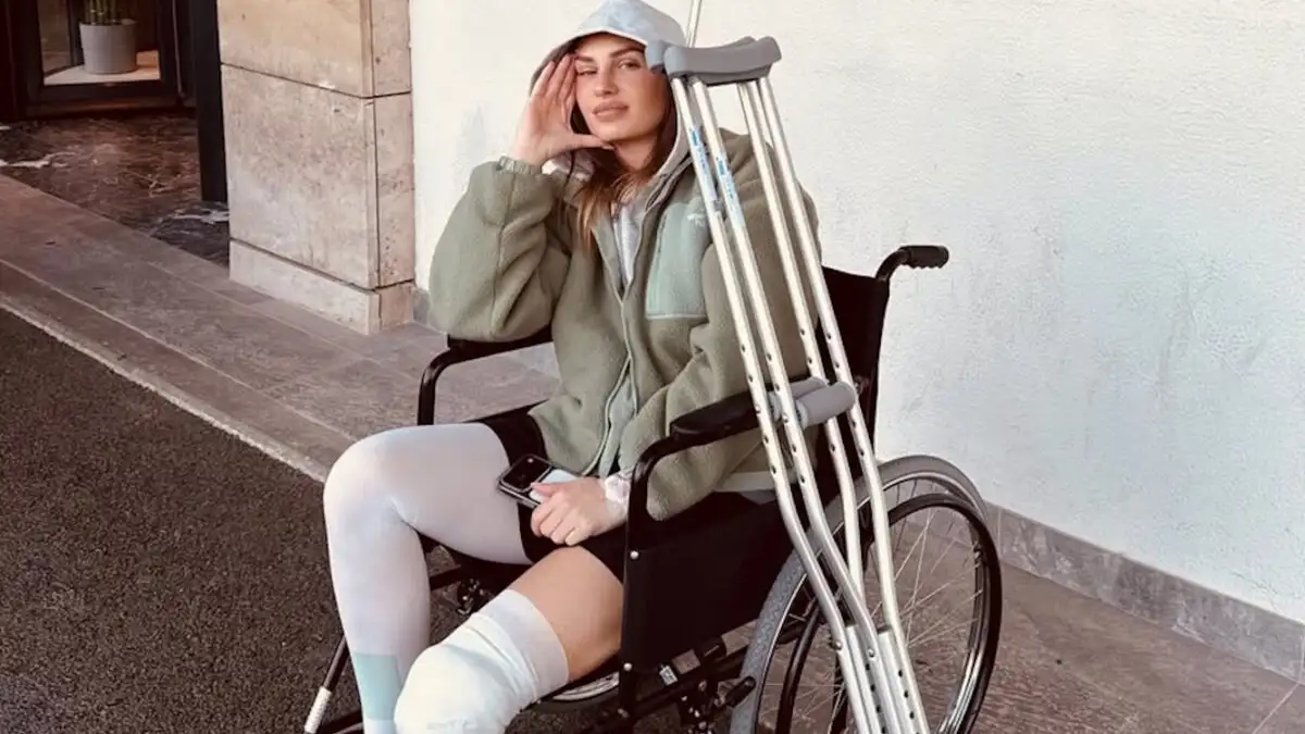 "Κατερίνα Δαλάκα: Πήρε εξιτήριο μετά την επέμβαση στον μηνίσκο"