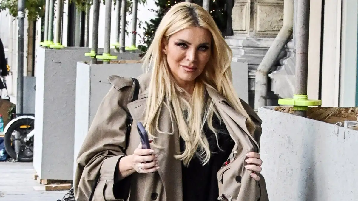 Κατερίνα Καινούργιου: Το συμβολικό δώρο για την κόρη της, από τον αδελφό του Παναγιώτη Κουτσουμπή