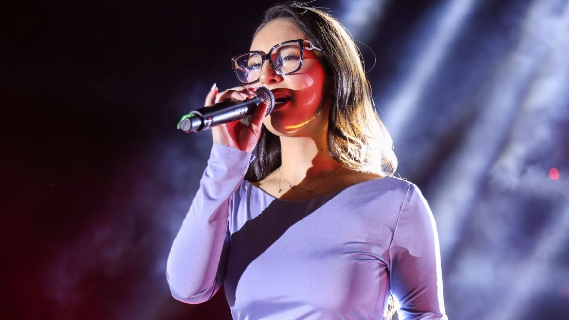 Η Κλαυδία ανακοινώνει το 12άρι της Ελλάδας στον τελικό της Eurovision Song Contest