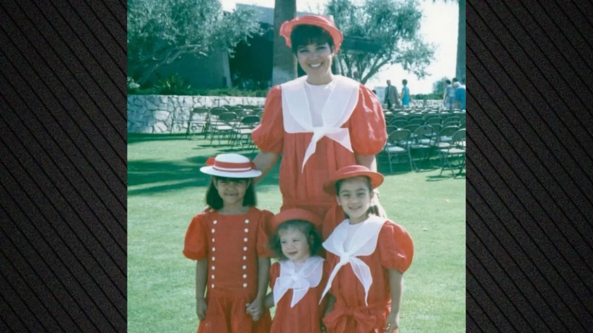 Κρις Τζένερ: Πασχαλινές αναμνήσεις με οικογενειακές φωτογραφίες από τα παλιά Κρις Τζένερ: Πασχαλινές αναμνήσεις με οικογενειακές φωτογραφίες από τα παλιά