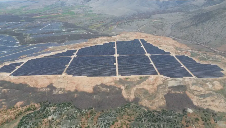 Όμιλος ΔΕΗ: Ολοκληρώθηκε η κατασκευή των φωτοβολταϊκών ισχύος 2,13 GW στη Δυτική Μακεδονία – με ταχείς ρυθμούς η εγκατάσταση μονάδων αποθήκευσης Όμιλος ΔΕΗ: Ολοκληρώθηκε η κατασκευή των φωτοβολταϊκών ισχύος 2,13 GW στη Δυτική Μακεδονία – με ταχείς ρυθμούς η εγκατάσταση μονάδων αποθήκευσης