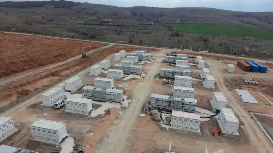 Όμιλος ΔΕΗ: Ολοκληρώθηκε η κατασκευή των φωτοβολταϊκών ισχύος 2,13 GW στη Δυτική Μακεδονία – με ταχείς ρυθμούς η εγκατάσταση μονάδων αποθήκευσης Όμιλος ΔΕΗ: Ολοκληρώθηκε η κατασκευή των φωτοβολταϊκών ισχύος 2,13 GW στη Δυτική Μακεδονία – με ταχείς ρυθμούς η εγκατάσταση μονάδων αποθήκευσης