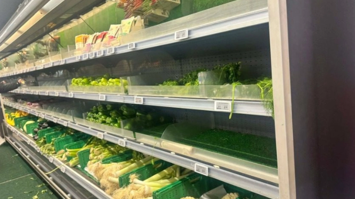 Μυτιλήνη: Ελλείψεις σε βασικά προϊόντα – Ανησυχία στα σούπερ μάρκετ εν μέσω κινητοποιήσεων κτηνοτρόφων